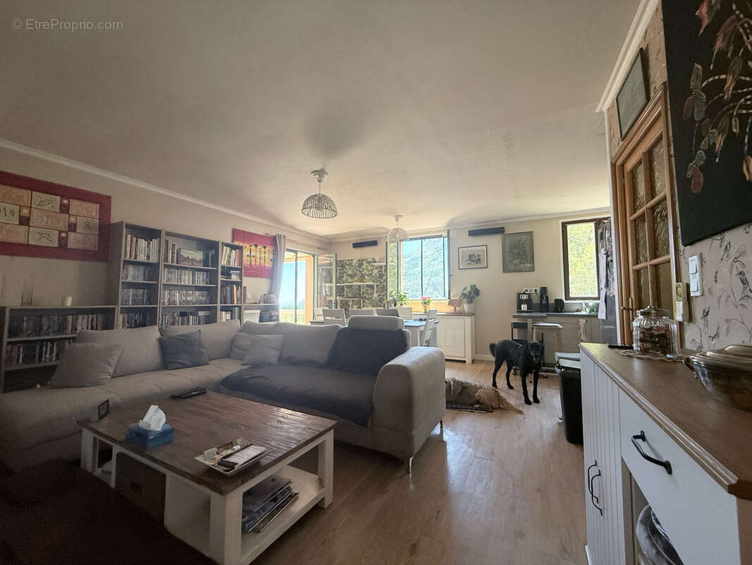 Entre mer et nature, découvrez une villa au charme authentique - photo 11