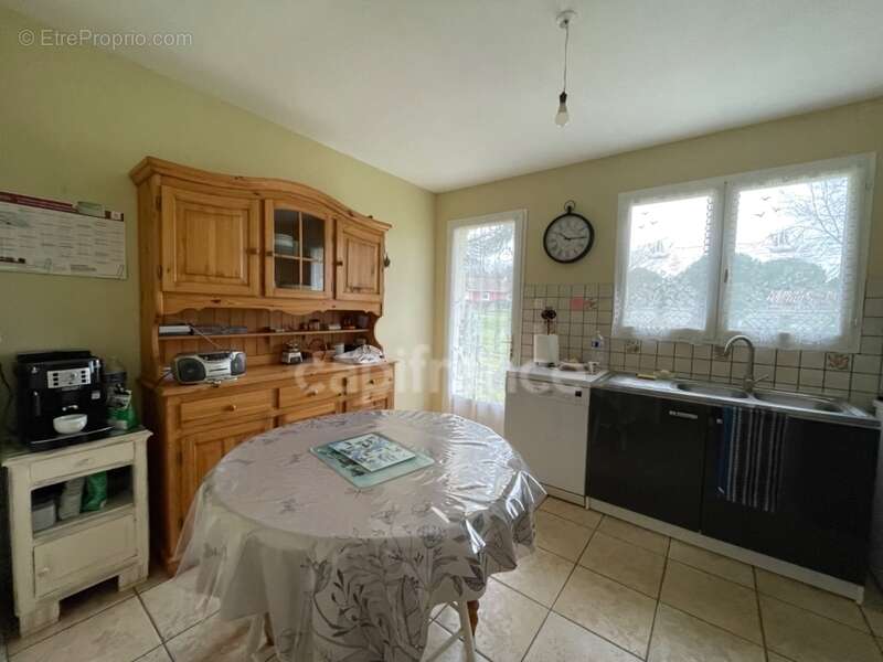 Maison de plain pied - 3 chambres - hangar - proche de MIRAMONT DE GUYENNE (47) - photo 9