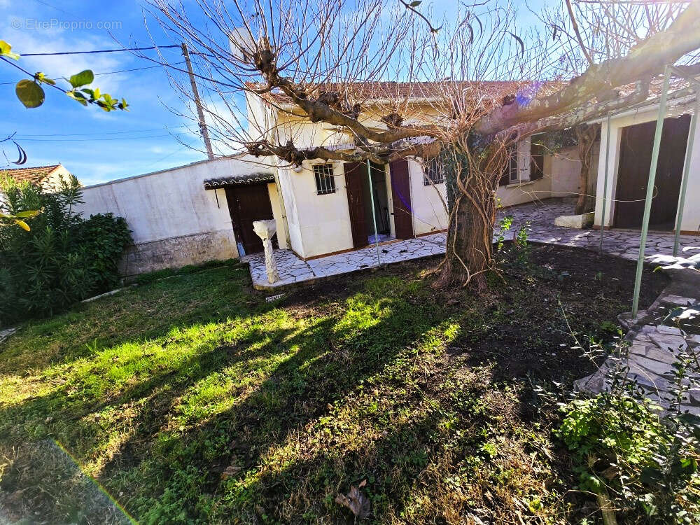 Maison à NIMES