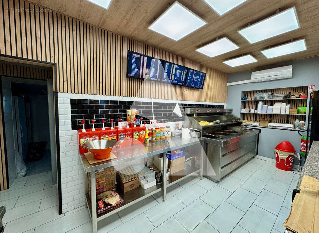 Appartement à QUIEVRECHAIN