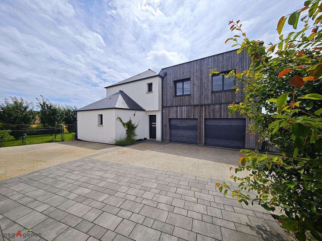 Maison contemporaine de 160 m² avec vue dégagée - photo 3
