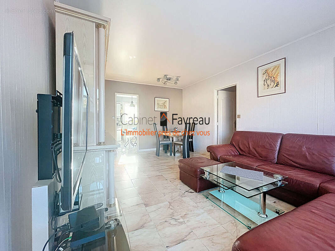 Appartement à VITRY-SUR-SEINE