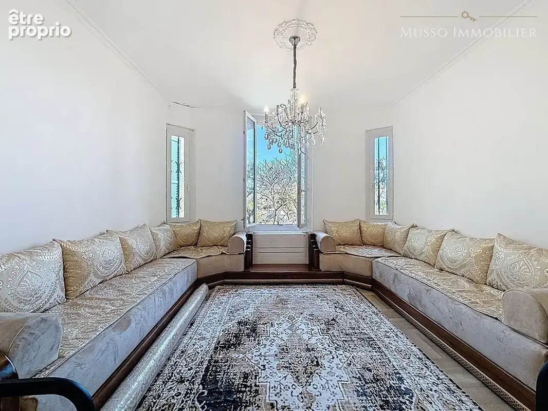 Maison 7 pièces 300 m² à vendre à Marseille-12e (13012) - photo 8