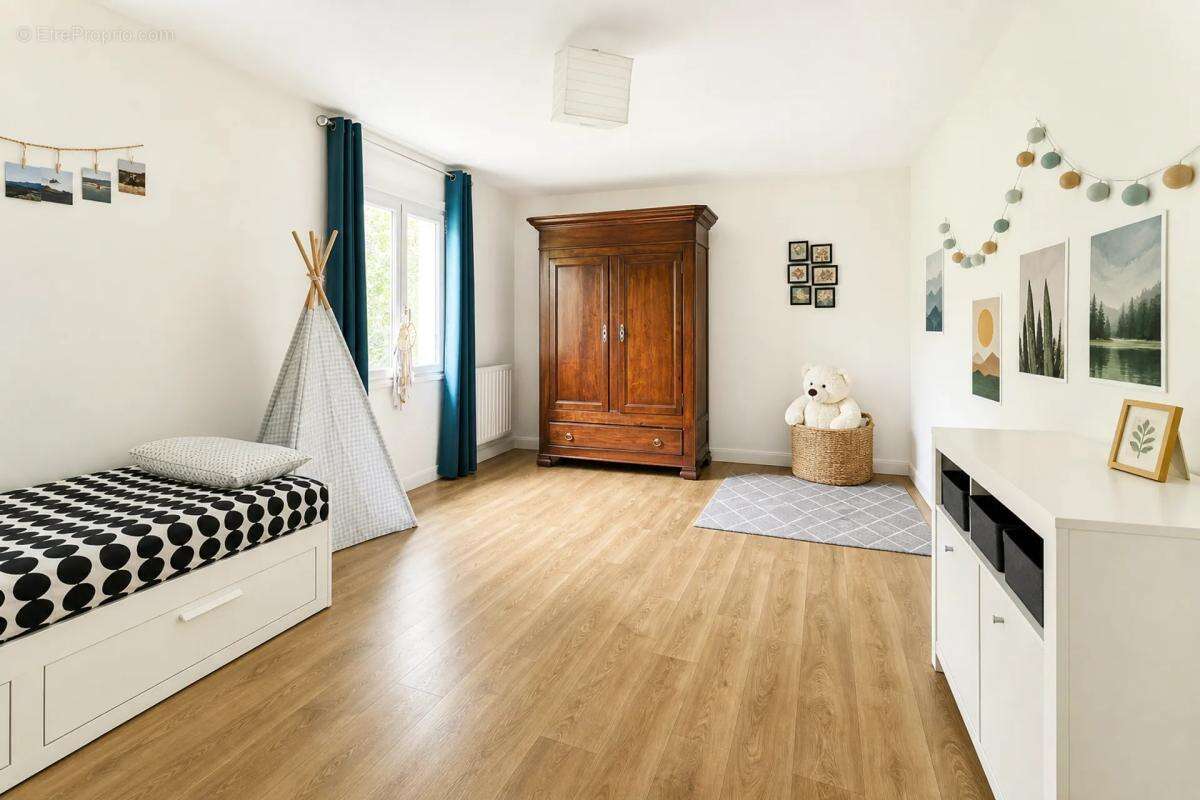 Maison 6 pièces 180 m² avec piscine au Faget - photo 11
