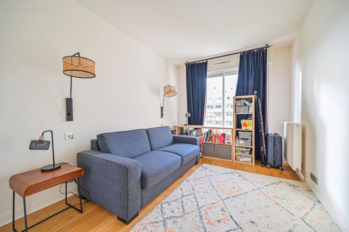 Appartement à SAINT-MAUR-DES-FOSSES