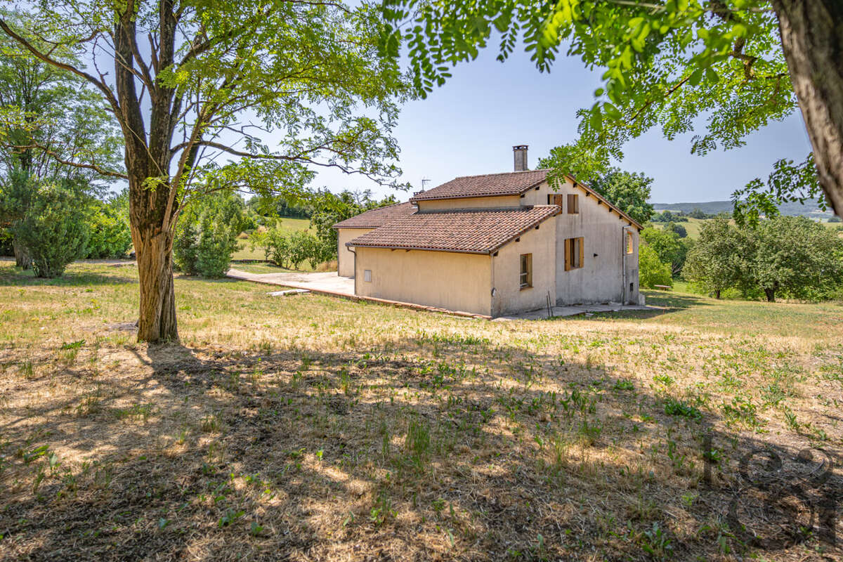 Maison à MONCLAR