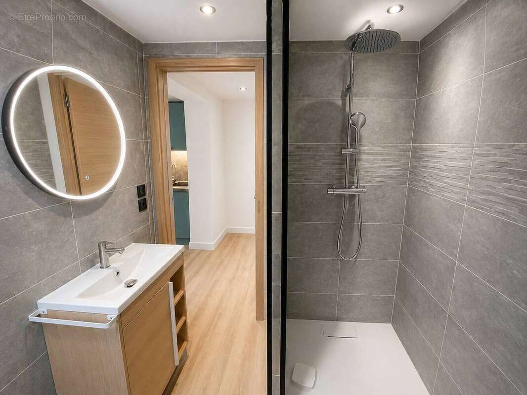 Appartement à AIX-LES-BAINS