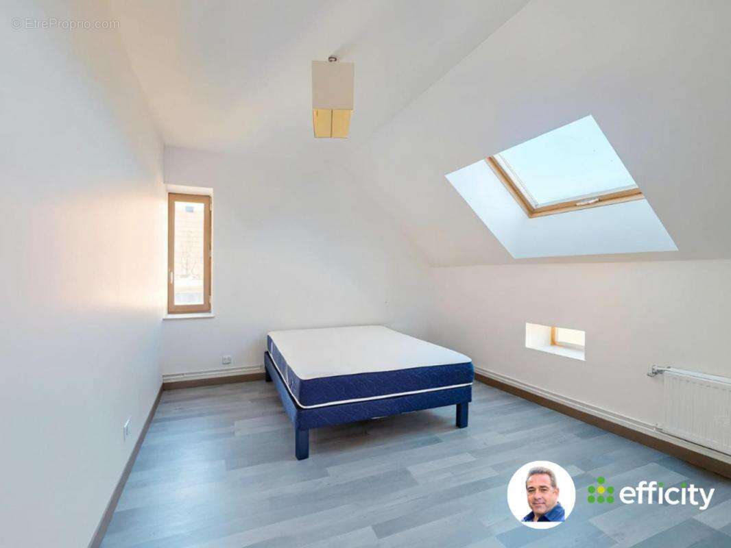 Maison à LAPEYROUSE