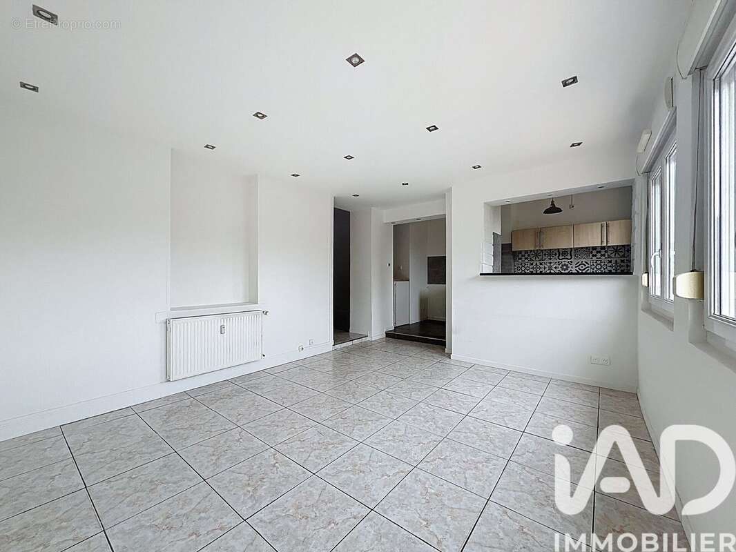 Photo 5 - Appartement à SAINT-JULIEN-LES-METZ