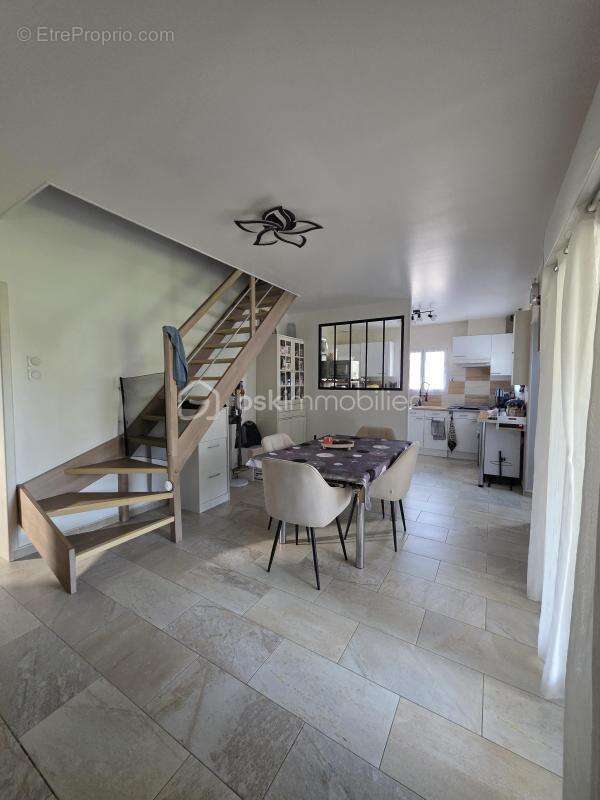 Maison à AGNETZ