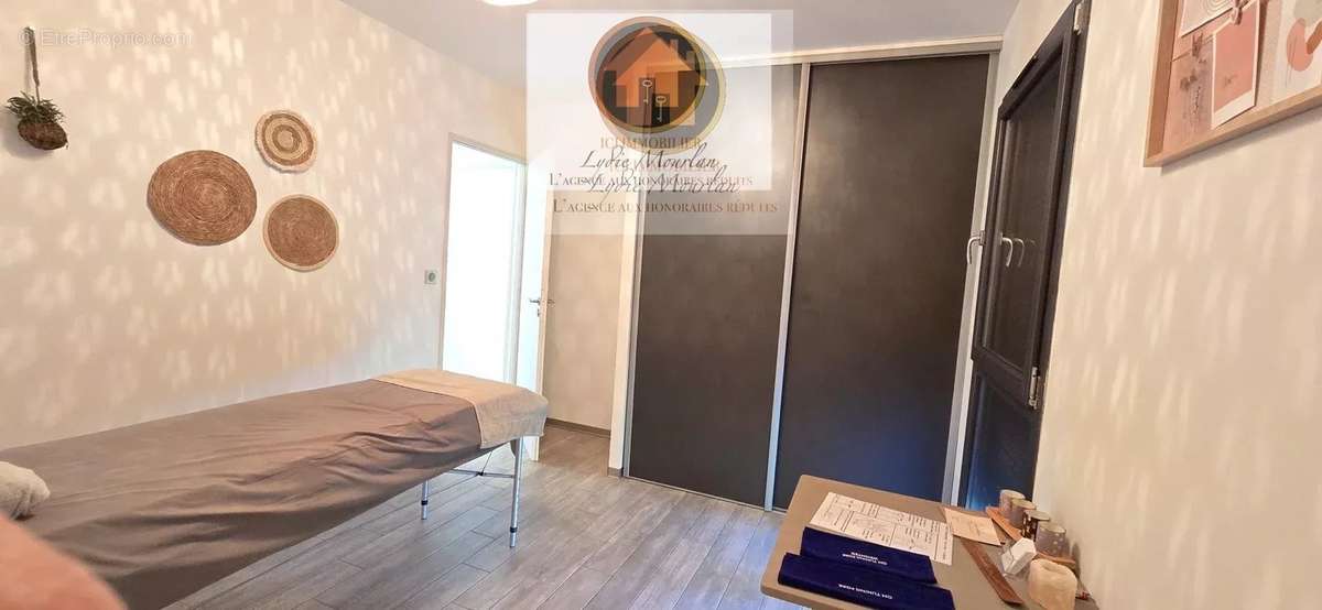 Maison à POEY-DE-LESCAR