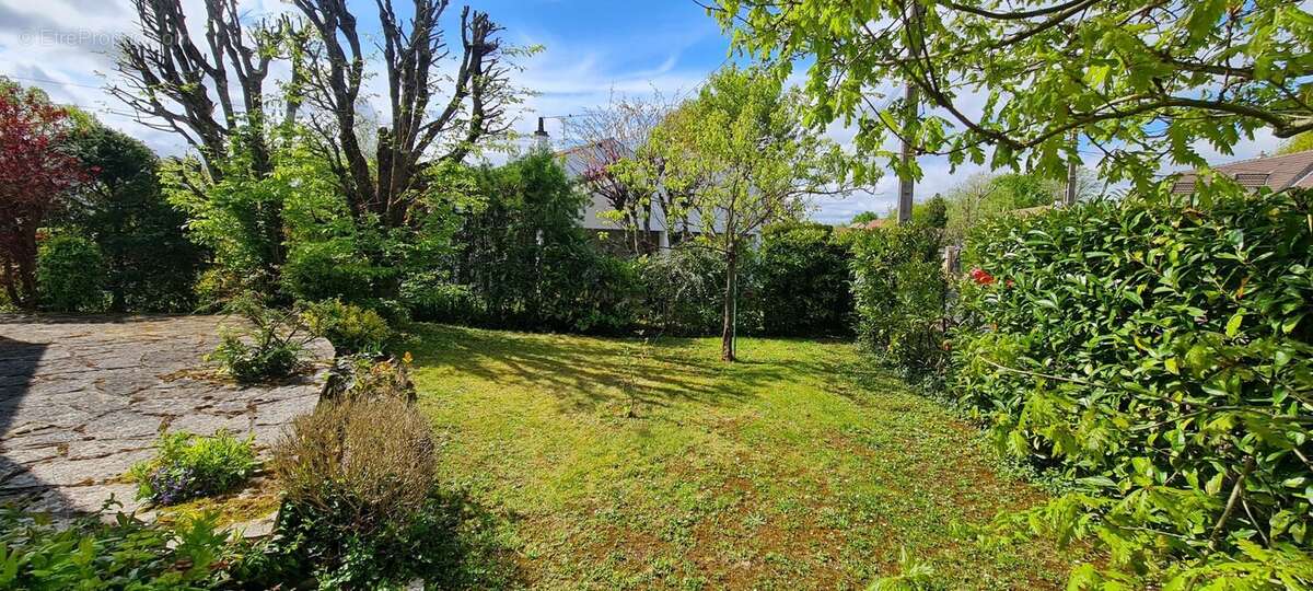 Maison à DAMMARIE-LES-LYS