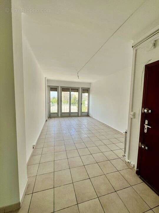 Appartement à MARSEILLE-9E
