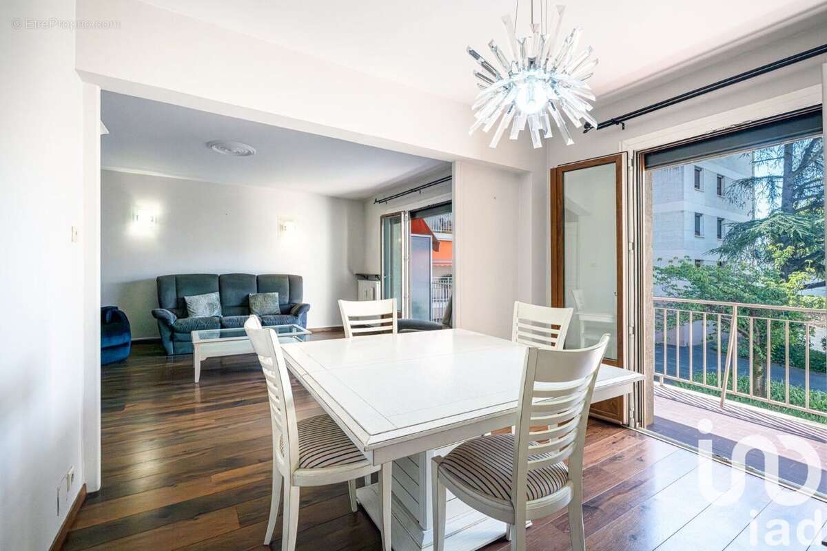 Photo 4 - Appartement à SALON-DE-PROVENCE