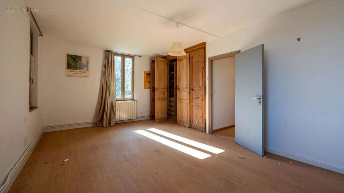 Cazals – Ensemble de caractère en pierre avec piscine, 5 chambre - photo 17