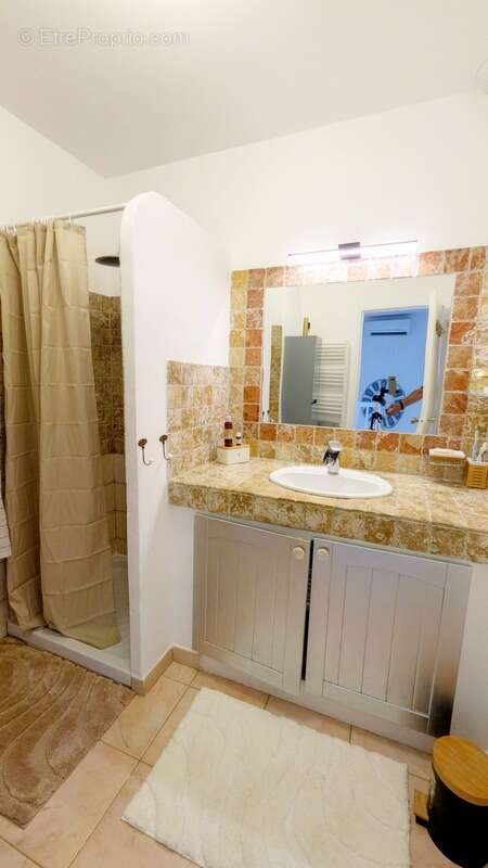 Maison à SAINT-MARTIN-DE-CRAU