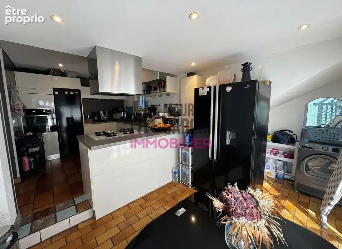 Maison 8 pièces 187 m² à vendre à Orange (84100) - photo 4