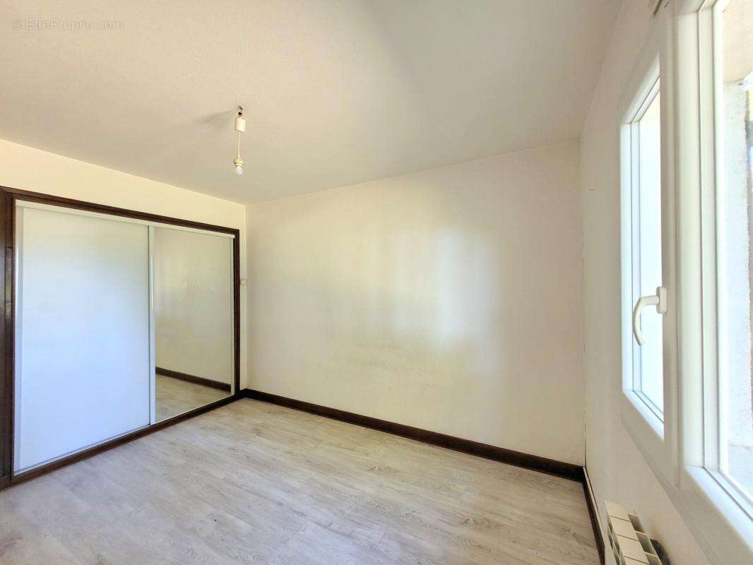 En exclusivité, à moins de 10 minutes de Riom et 20 minutes de Clermont-Ferrand - photo 13
