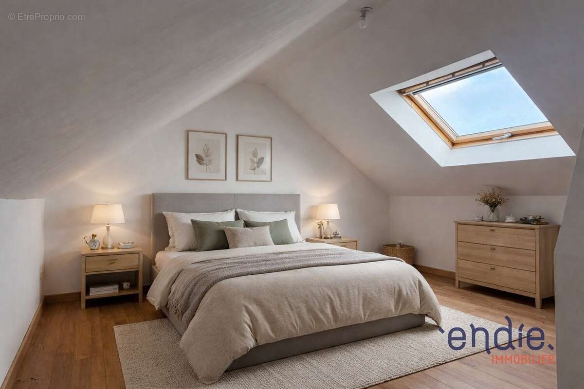 Maison à CHANTENAY-SAINT-IMBERT