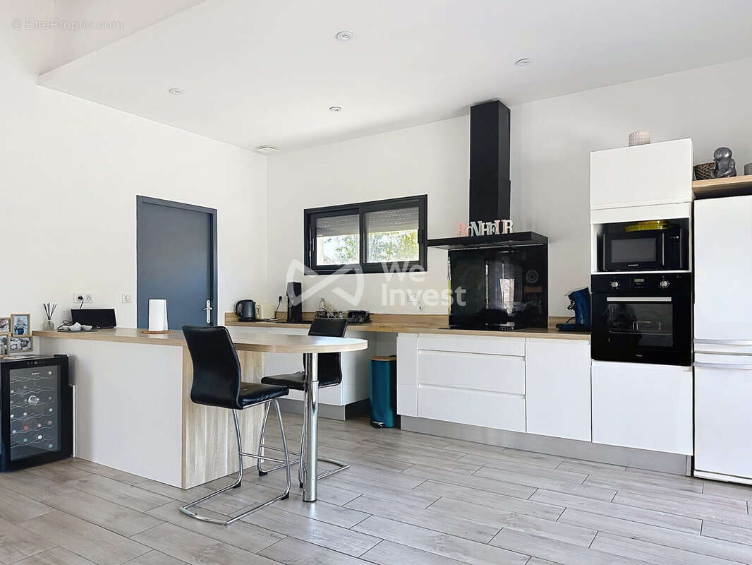 Maison 122 m² à Monein  - photo 3