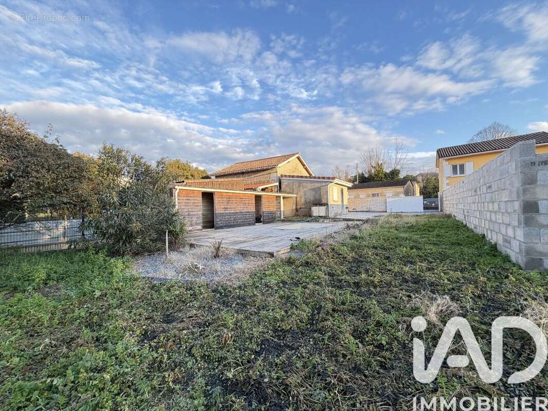 Photo 6 - Terrain à AMBARES-ET-LAGRAVE