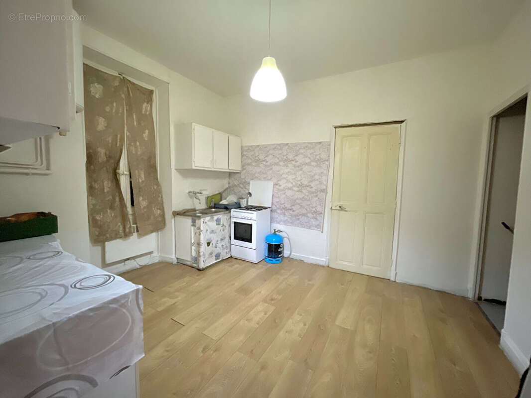 Maison à CHATEAURENARD