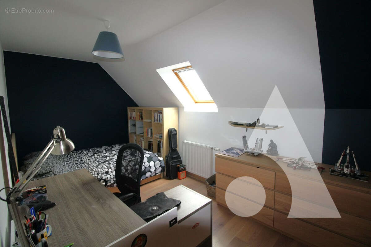 Maison à LACROIX-SAINT-OUEN