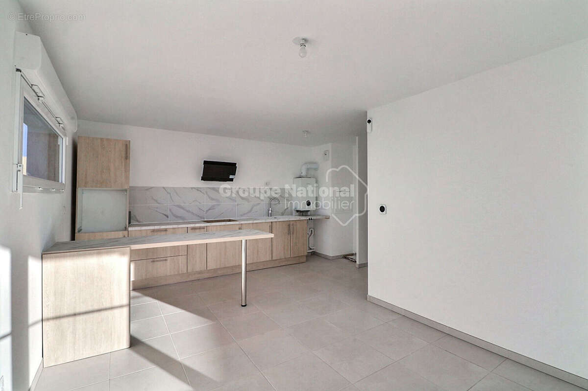 Appartement à SAINT-ETIENNE-DU-GRES