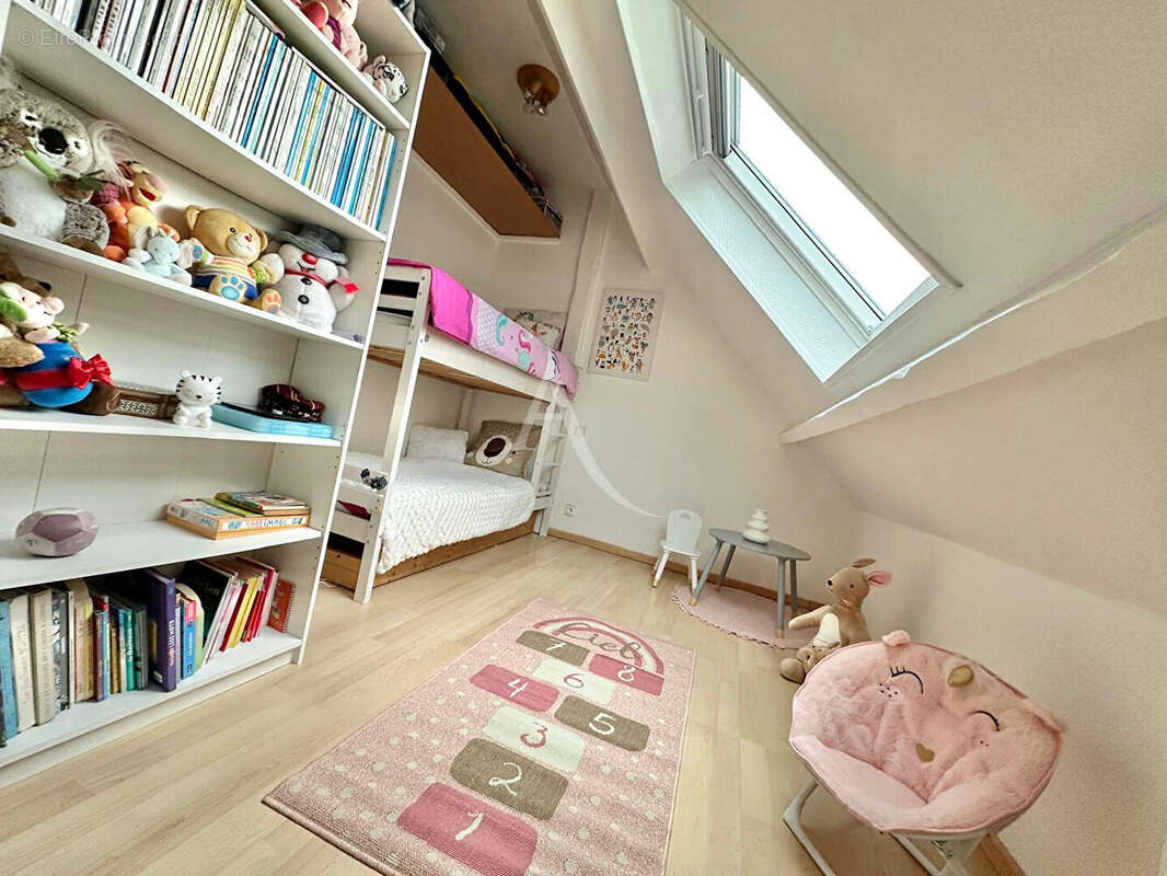 Maison à COUILLY-PONT-AUX-DAMES