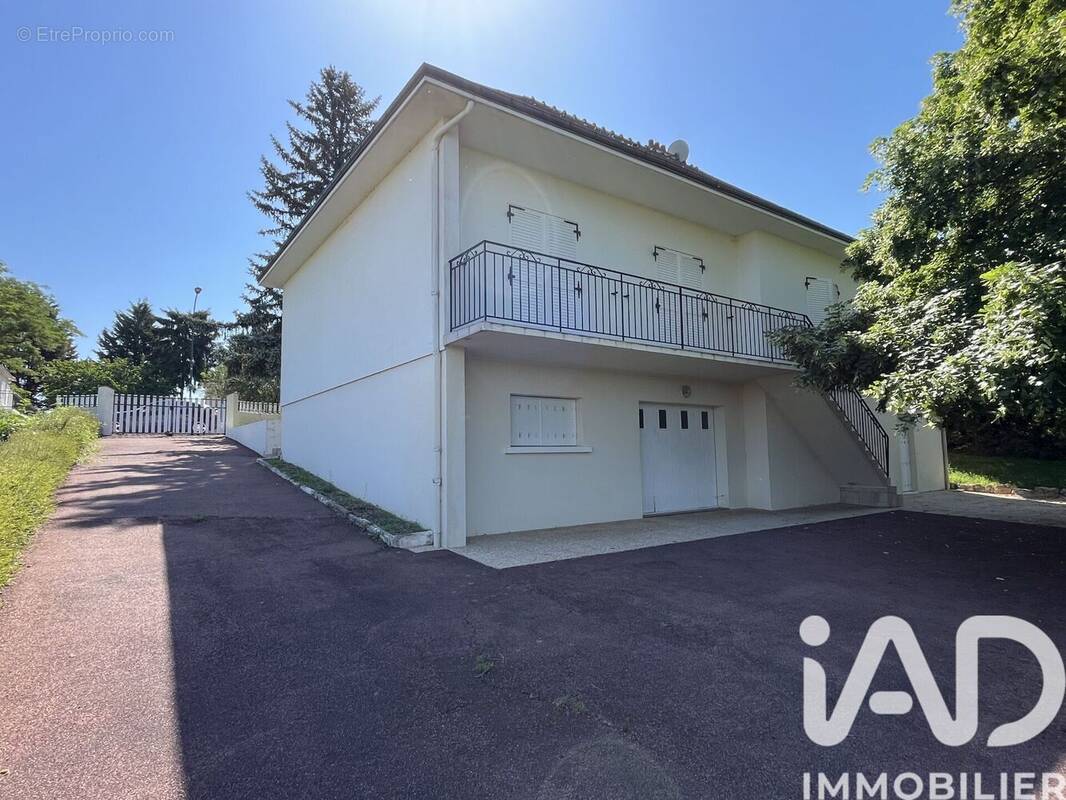 Photo 1 - Maison à BETHINES