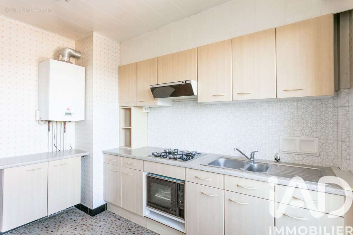 Photo 8 - Appartement à BRIVE-LA-GAILLARDE