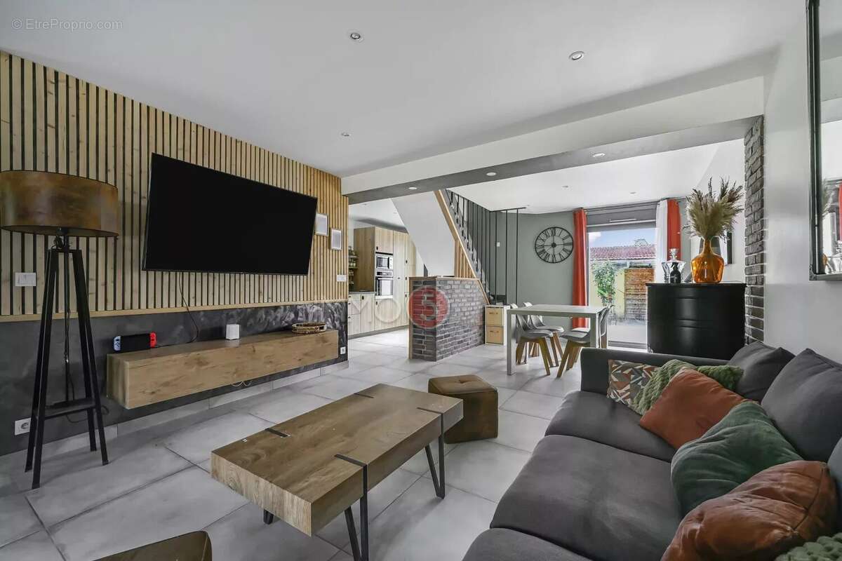 Maison à AULNAY-SOUS-BOIS