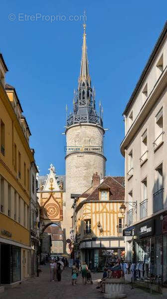 Exclusivité : Plateau de 131 m2 à fort potentiel   Auxerre (Quartier de l'Horloge) - photo 2