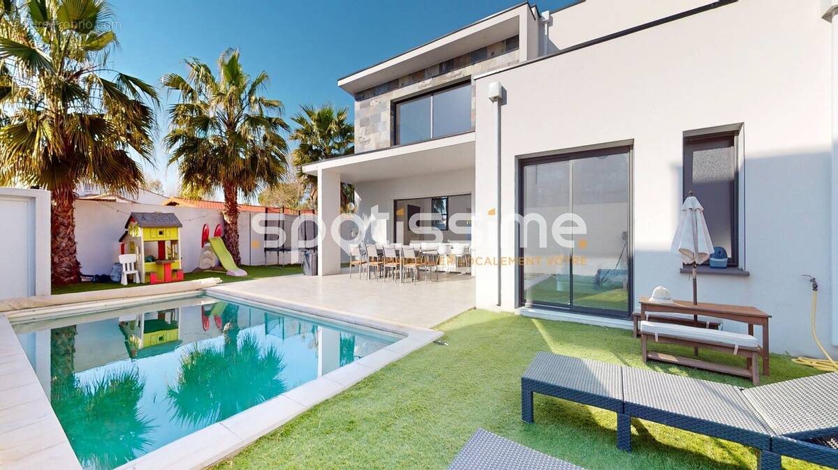 Maison à AGDE