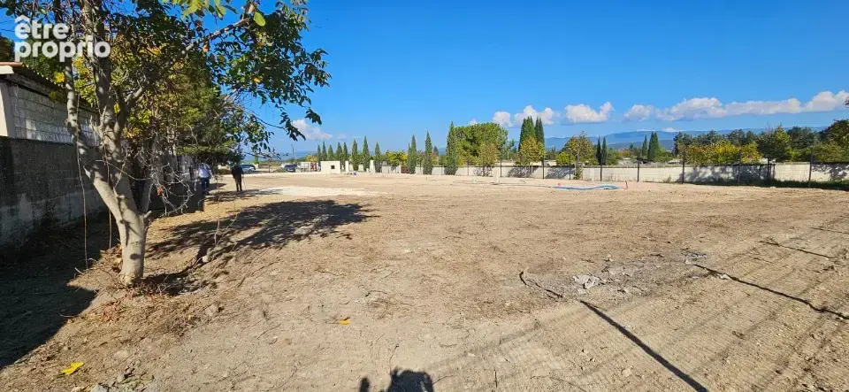 Terrain 299 m² à vendre à Le Puy-Sainte-Reparade (13610) - photo 2
