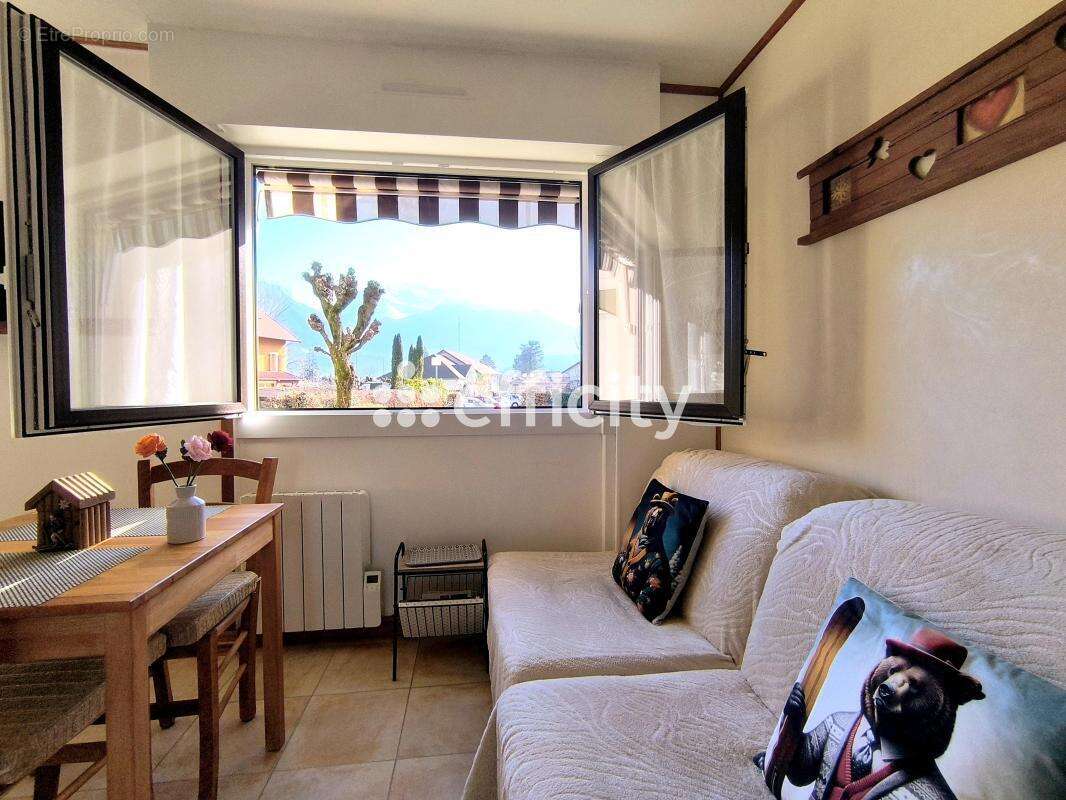 Appartement à SAINT-JORIOZ