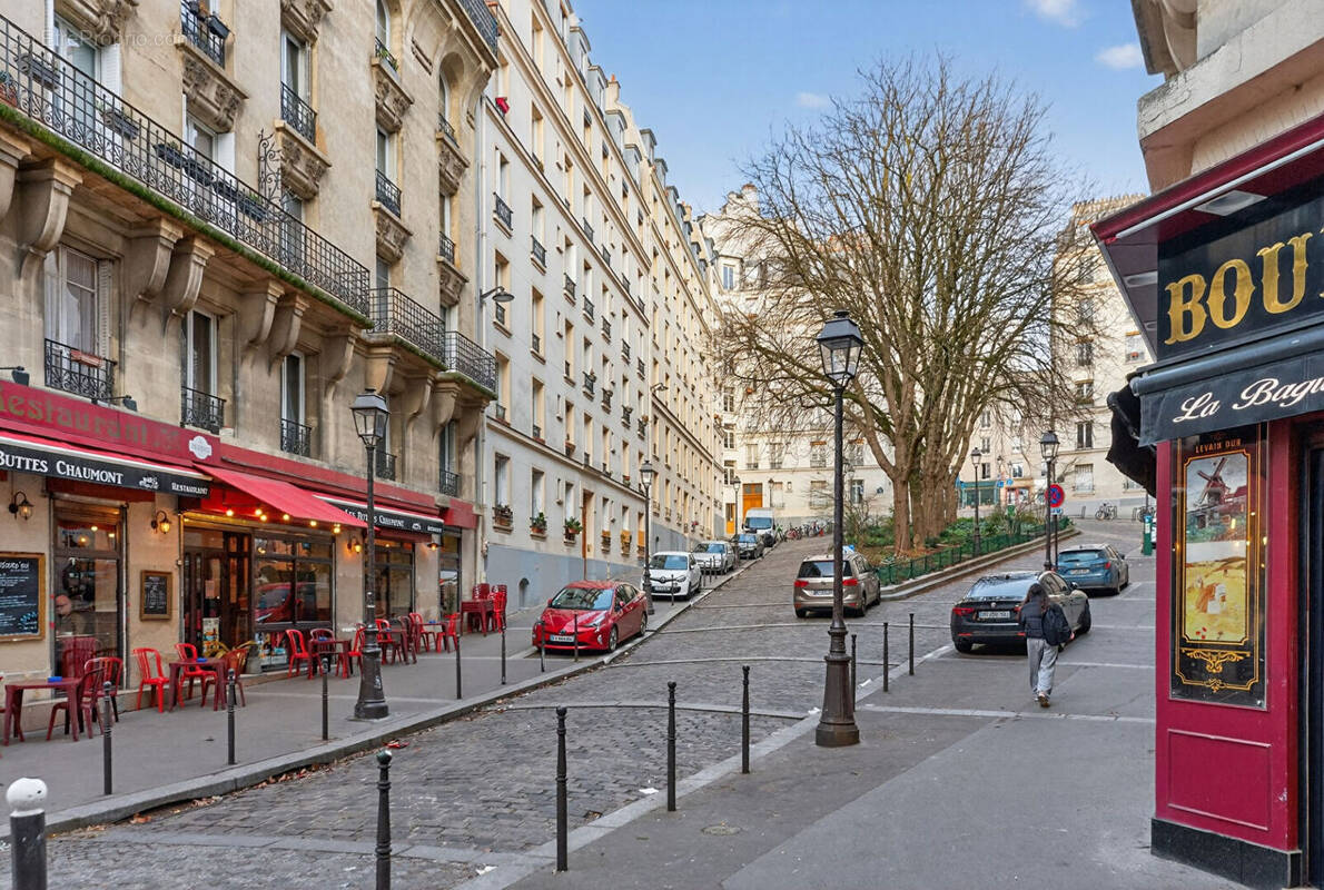 Appartement à PARIS-19E
