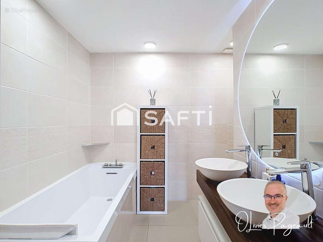 Photo 2 - Appartement à LYON-8E