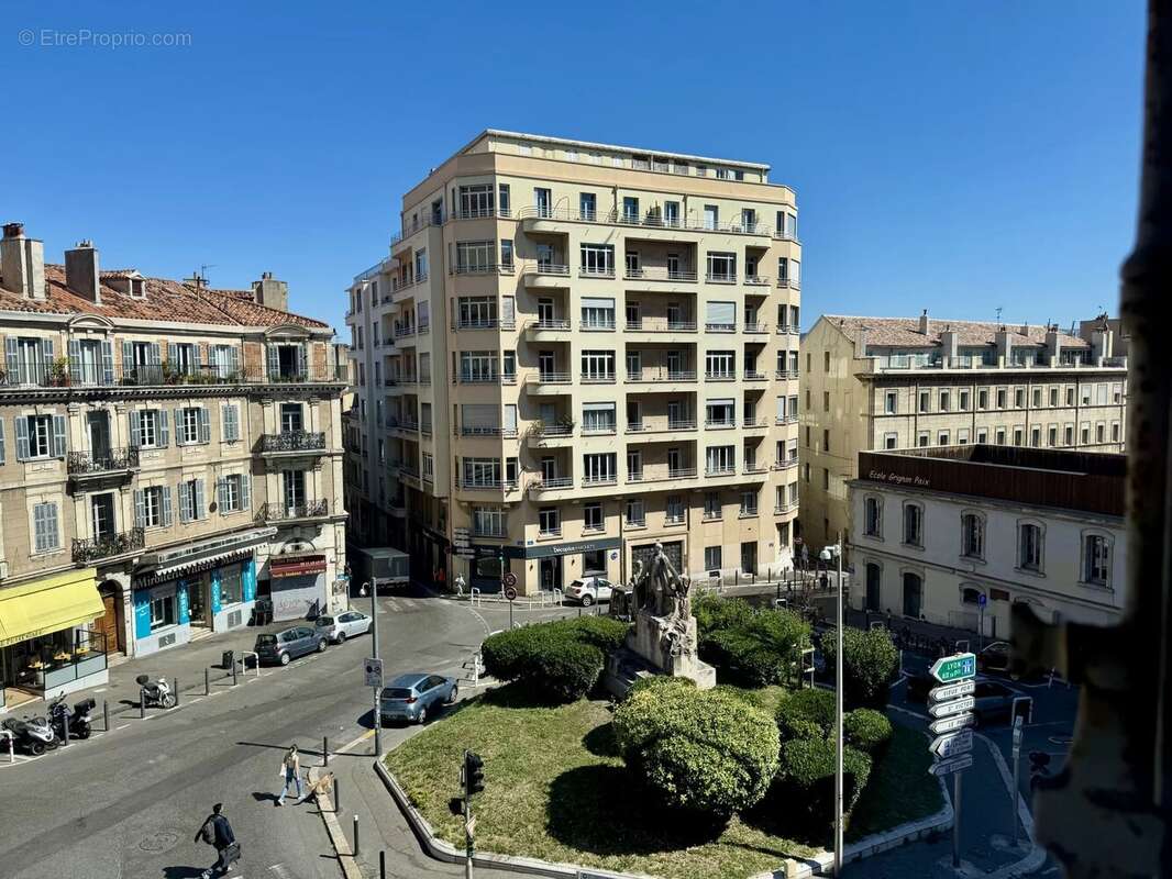 Appartement à MARSEILLE-6E