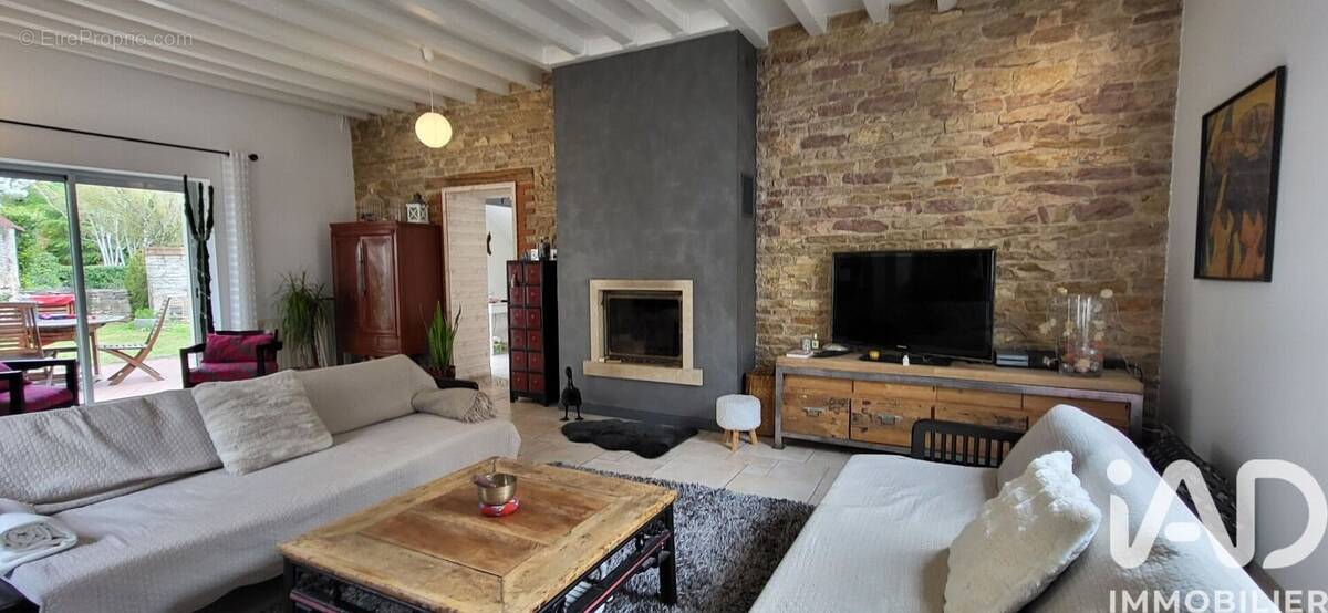 Photo 1 - Maison à DRACY-LE-FORT