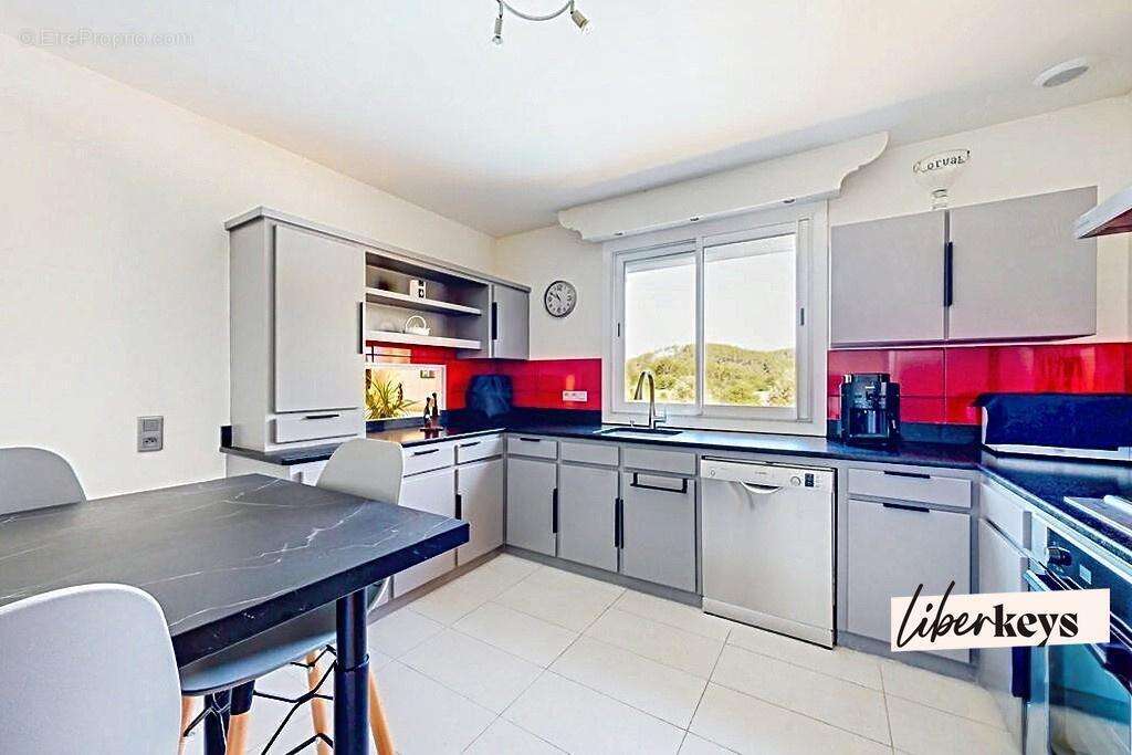 Maison à SAINT-SEBASTIEN-D'AIGREFEUILLE