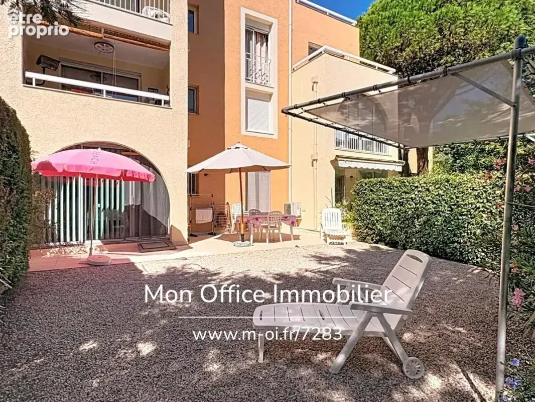 Référence : 7283-les. - t2 avec grand jardin dans résidence calme avec piscine proche plages - photo 3
