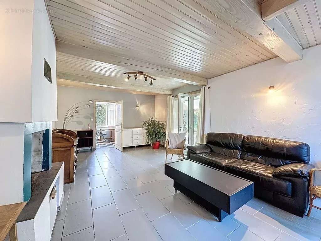 Maison à FONTRAILLES