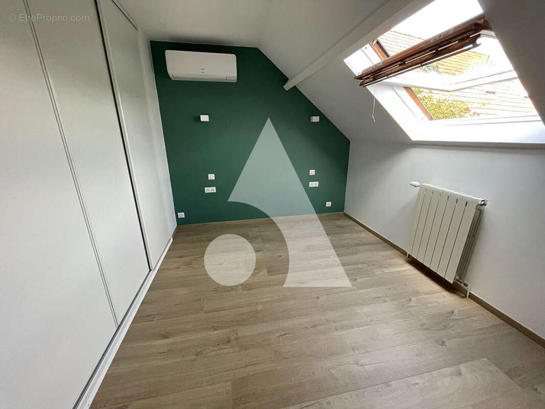 Maison Soisy Sous Montmorency 6 pièce(s) 122 m2 Quartier Stade - photo 12