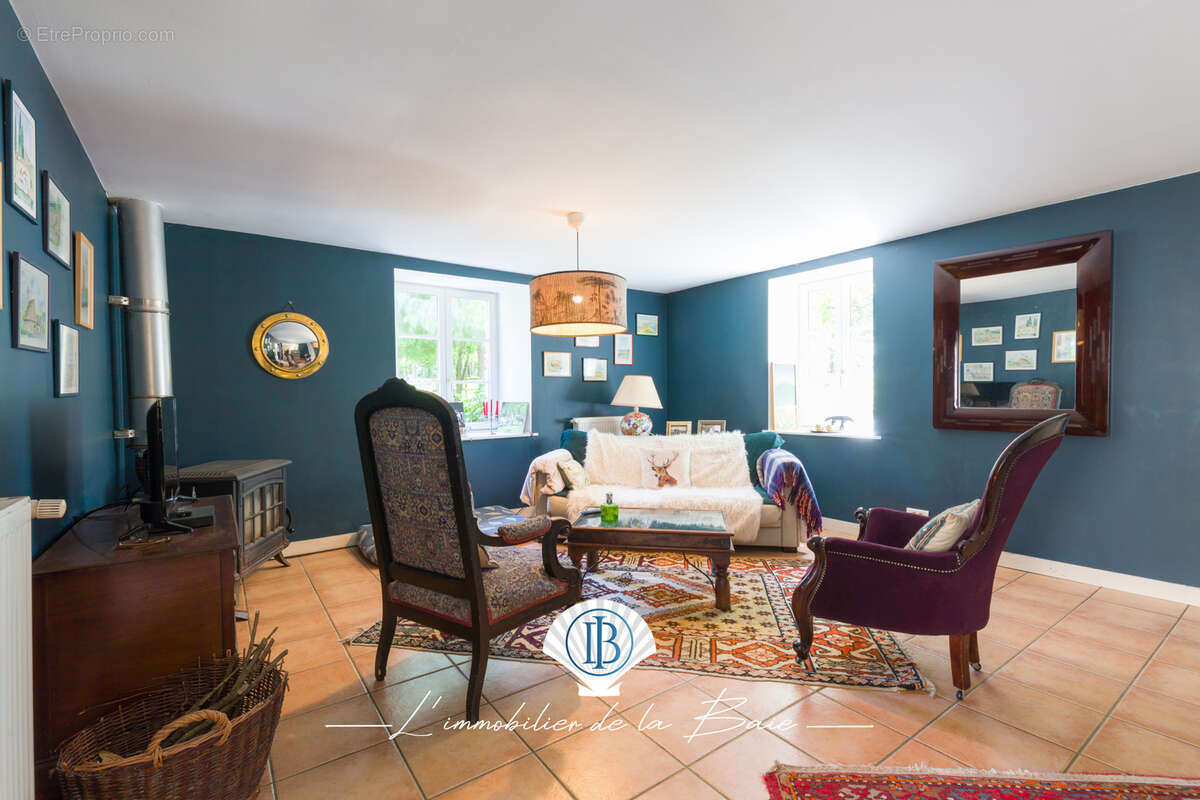 Maison à MINIAC-MORVAN