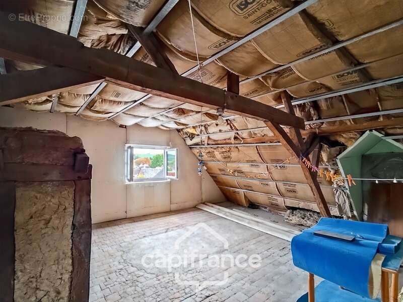 Maison à BESSE-SUR-BRAYE