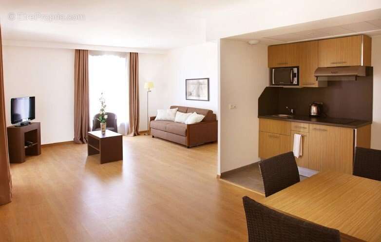 INVESTISSEMENT LOCATIF  Arcachon  Résidence d'Affaires Residhome Arcachon Plazza - 5.51% de rentabilité - photo 2