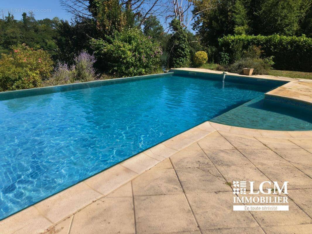 Maison à ALBEFEUILLE-LAGARDE