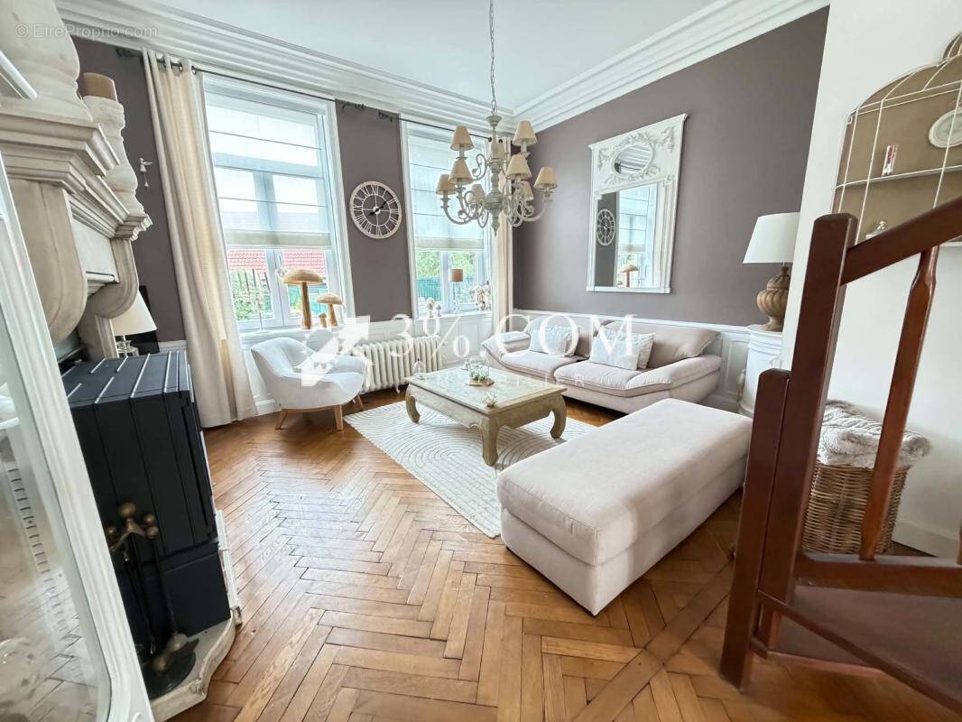Maison à THUMERIES