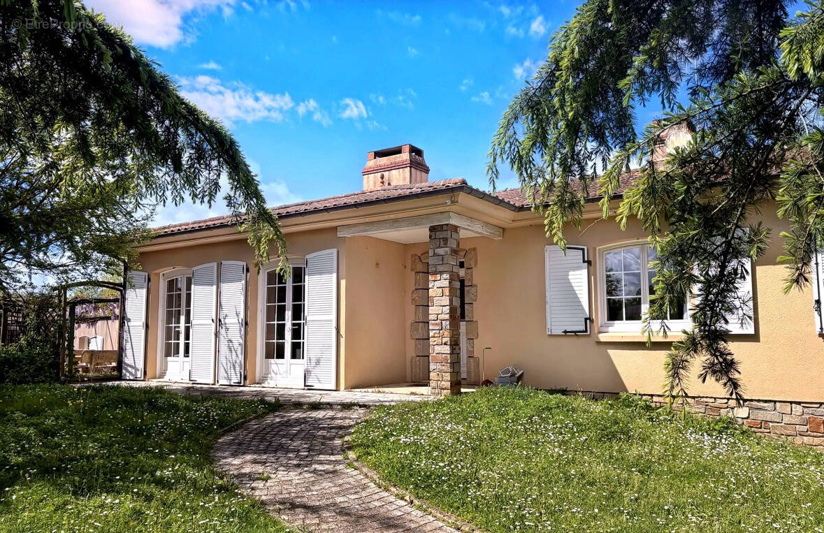 Maison à SAINT-PHILBERT-DE-BOUAINE